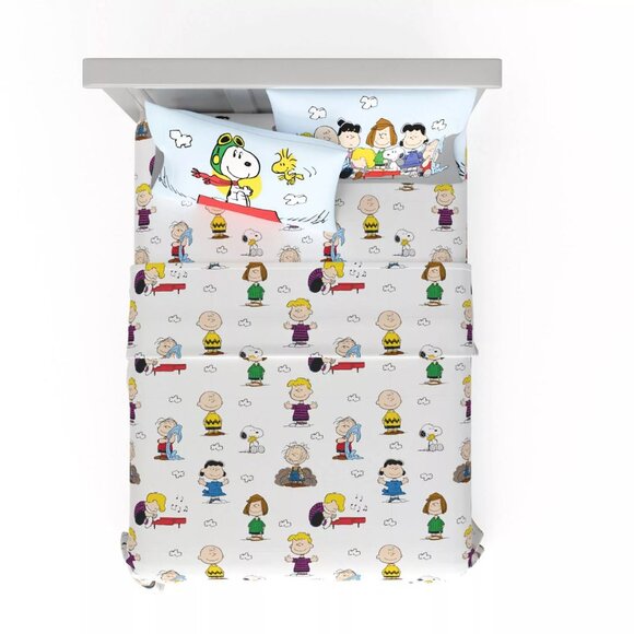 Peanuts Snoopy Fun Times Full Sheet Set - NWT - Picture 1 of 3